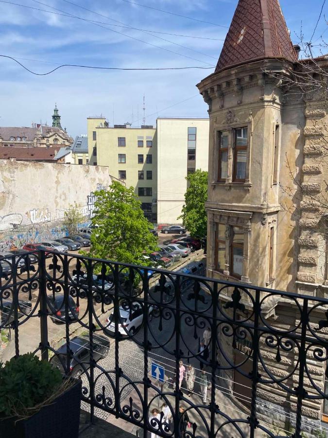 Lvapart Вул Ковжуна 2 Кім Ізол Кухня Студія Не Далеко Від Ж Д Вокзалу Палацу Мистецтв Звітні Документи Λβιβ Εξωτερικό φωτογραφία